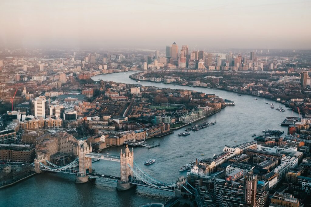 Britain at Ease — London & the Highlands